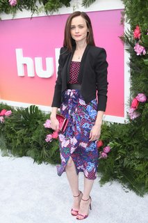 Alexis Bledel feet photo thumbnail