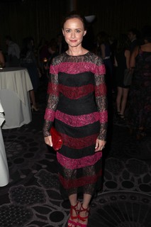 Alexis Bledel feet photo thumbnail