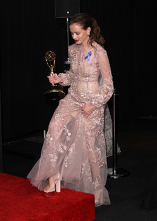 Alexis Bledel feet photo thumbnail
