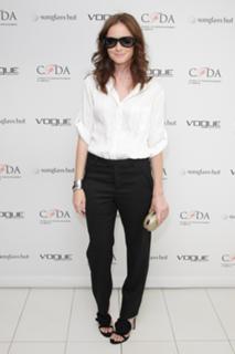 Alexis Bledel feet photo thumbnail
