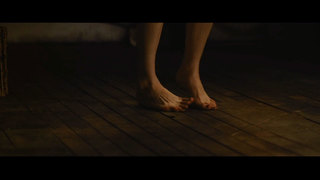 Alexis Bledel feet photo thumbnail