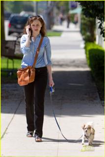 Alexis Bledel feet photo thumbnail