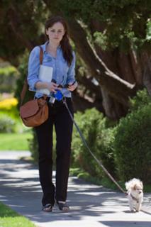 Alexis Bledel feet photo thumbnail