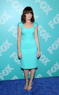 Alexis Bledel feet photo thumbnail