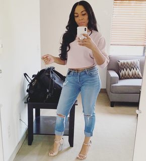 Alexis Fields feet photo 11