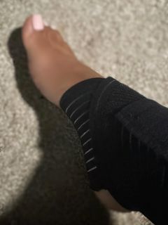 Alexis Fields feet photo 1
