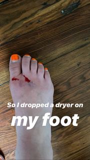 Alexis Gomez feet photo 11