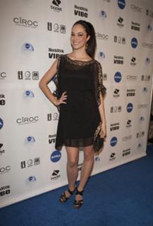 Alexis Knapp feet photo thumbnail