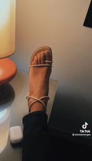 Alexis Morgan feet photo 7