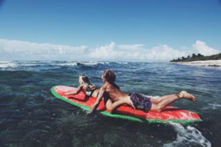 Alexis Ren feet photo thumbnail