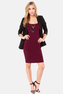 Alexis Ren feet photo thumbnail