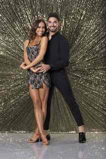 Alexis Ren feet photo thumbnail