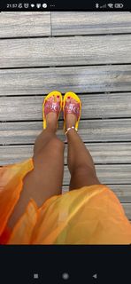 Alexis Ren feet photo 10