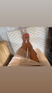 Alexis Ren feet photo 1