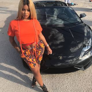 Alexis Skyy feet photo thumbnail