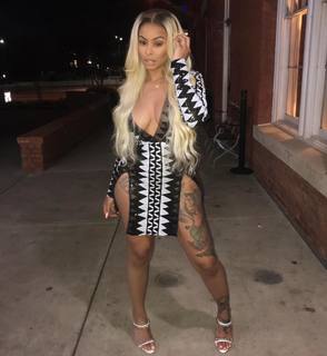 Alexis Skyy feet photo thumbnail