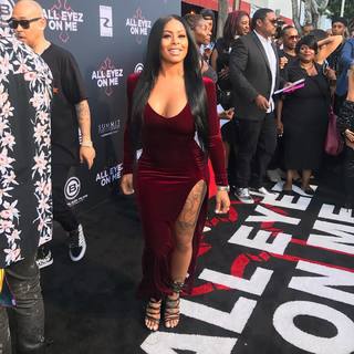 Alexis Skyy feet photo thumbnail
