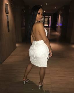 Alexis Skyy feet photo thumbnail