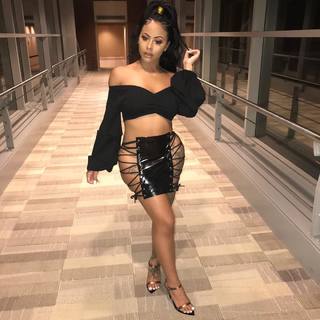Alexis Skyy feet photo thumbnail