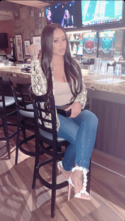 Alexis Skyy feet photo thumbnail