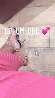 Alexis Skyy feet photo thumbnail