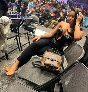 Alexis Skyy feet photo thumbnail