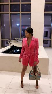 Alexis Skyy feet photo thumbnail