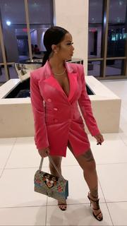 Alexis Skyy feet photo thumbnail