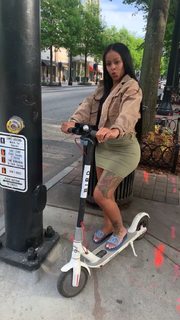 Alexis Skyy feet photo thumbnail