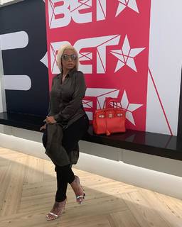 Alexis Skyy feet photo thumbnail