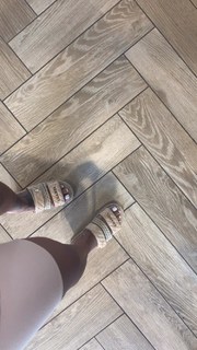 Alexis Skyy feet photo thumbnail