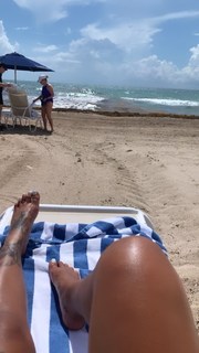 Alexis Skyy feet photo thumbnail