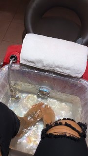 Alexis Skyy feet photo thumbnail