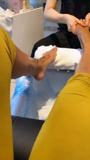 Alexis Skyy feet photo thumbnail