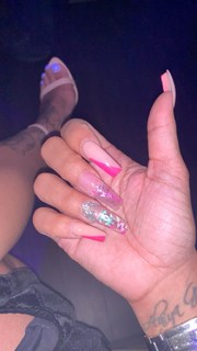 Alexis Skyy feet photo thumbnail