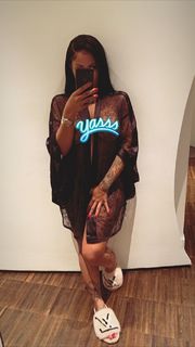 Alexis Skyy feet photo thumbnail