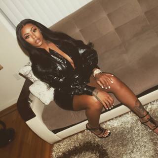 Alexis Skyy feet photo thumbnail