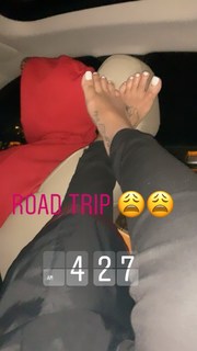 Alexis Skyy feet photo thumbnail