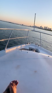 Alexis Skyy feet photo thumbnail