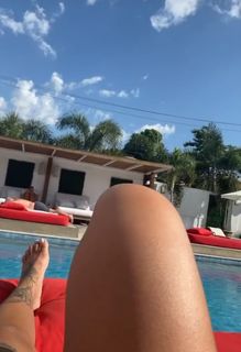 Alexis Skyy feet photo thumbnail