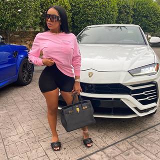 Alexis Skyy feet photo thumbnail