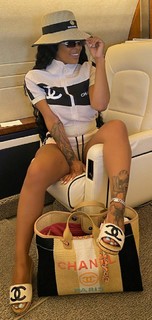 Alexis Skyy feet photo thumbnail