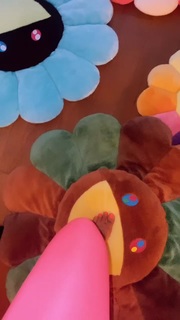 Alexis Skyy feet photo thumbnail