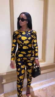 Alexis Skyy feet photo thumbnail