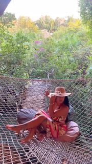 Alexis Skyy feet photo thumbnail