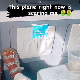 Alexis Skyy feet photo thumbnail