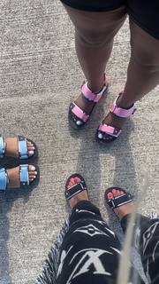 Alexis Skyy feet photo thumbnail