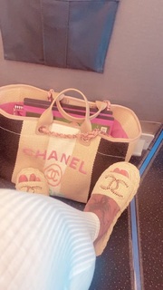 Alexis Skyy feet photo thumbnail