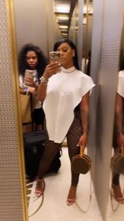Alexis Skyy feet photo thumbnail