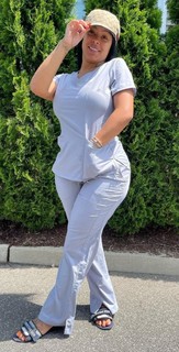 Alexis Skyy feet photo thumbnail